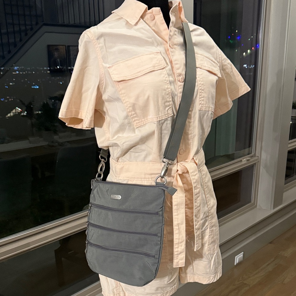 Baggallini Gray Crossbody Bag